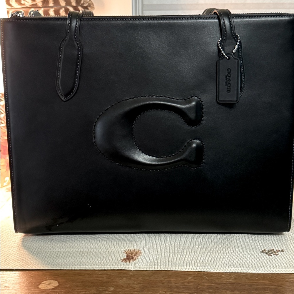 NWT COACH NINA TOTE 👜 LARGE